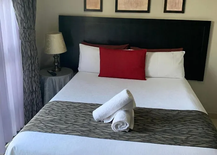 Bay Sun Lodge